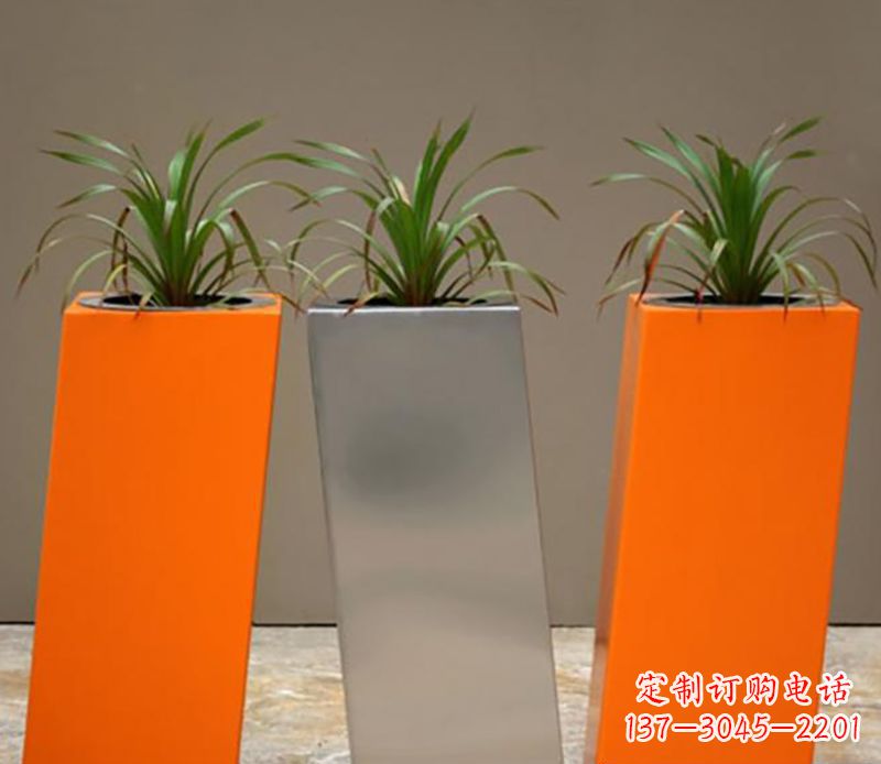 郴州不锈钢花盆雕塑一种全新的视觉体验