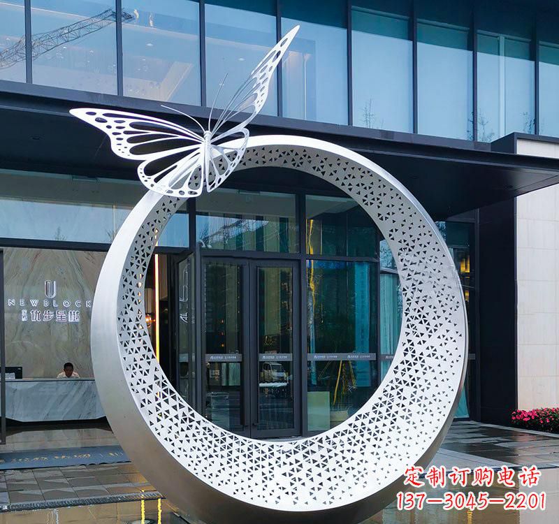 郴州不锈钢园林戒指雕塑精美细腻的艺术品