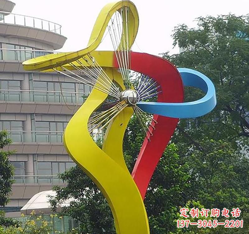 郴州不锈钢风车雕塑——烤漆之美