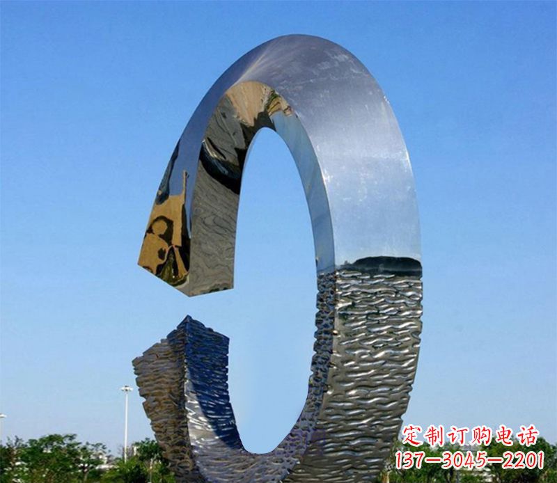 郴州环绕着美好的景观雕塑