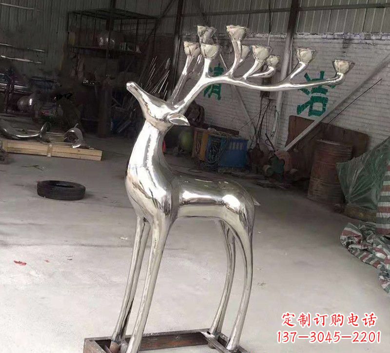 郴州精美梅花鹿雕塑——点亮不锈钢烛台