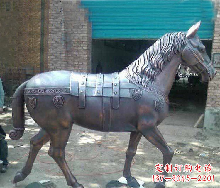 郴州马铜雕塑传递草原动物的非凡魅力