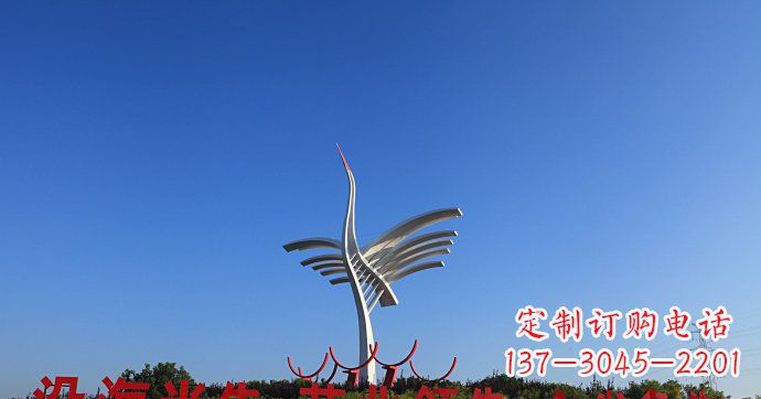 郴州仙鹤雕塑给城市带来独特的美感