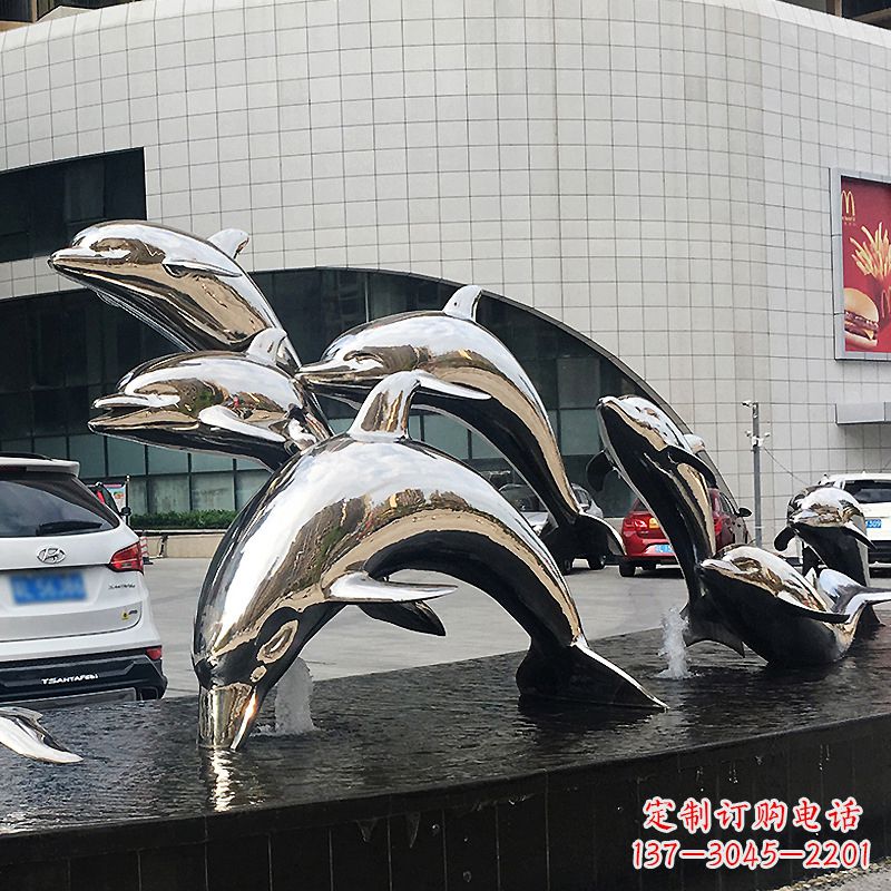 郴州海豚雕塑点亮城市商场的不锈钢镜面水景