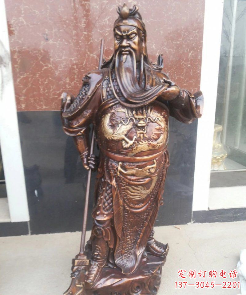 郴州此关公雕塑