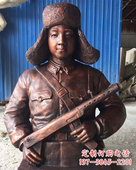 郴州雷锋雕塑象征着无私奉献的力量
