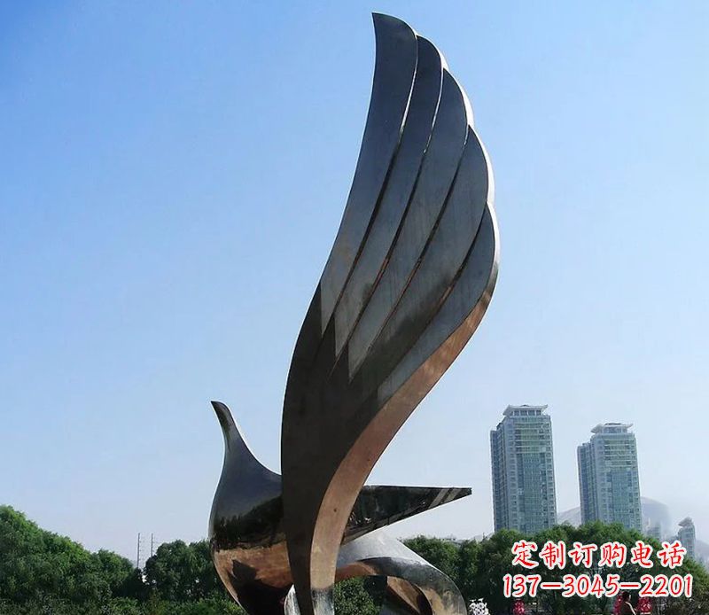 郴州不锈钢翅膀雕塑象征着自由的美