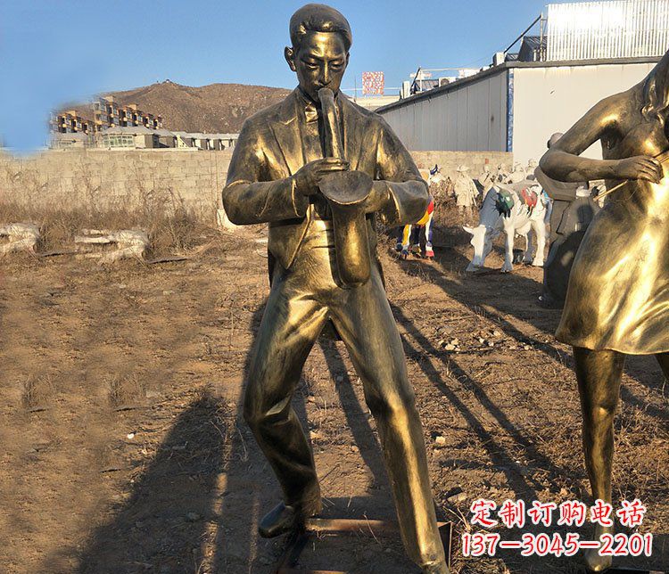 郴州铜雕萨克斯风音乐人物