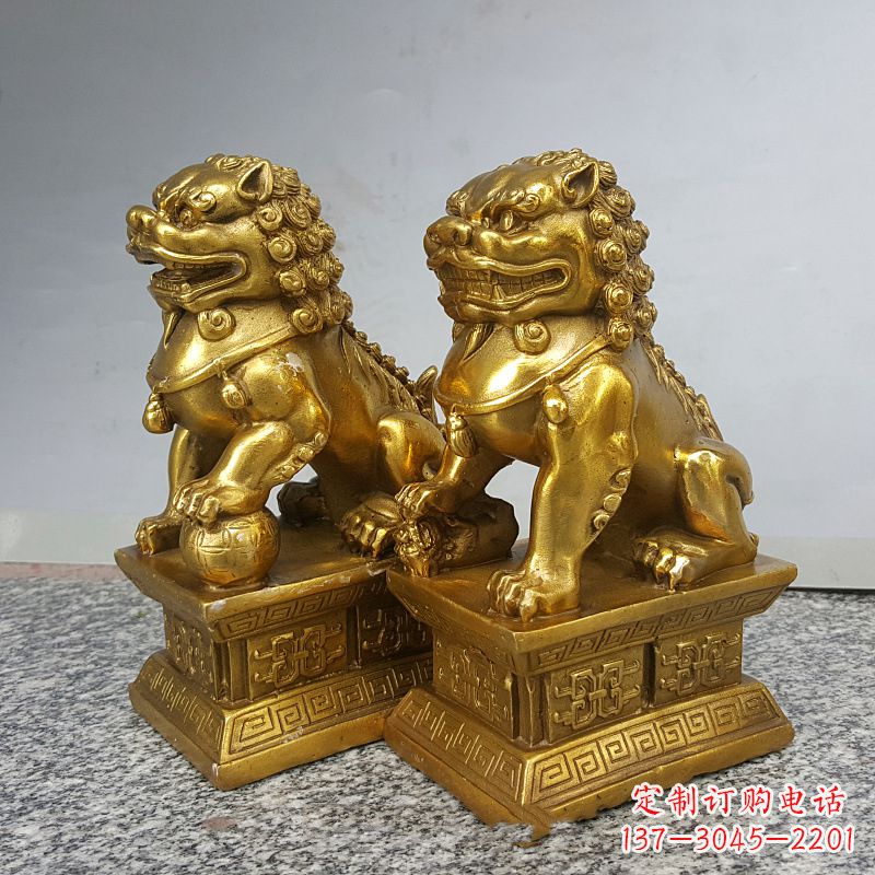 郴州纯铜狮子雕塑，象征着中国历史文化