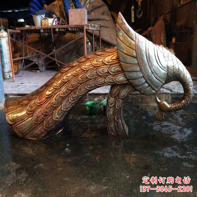 郴州纯铜铸造孔雀雕塑