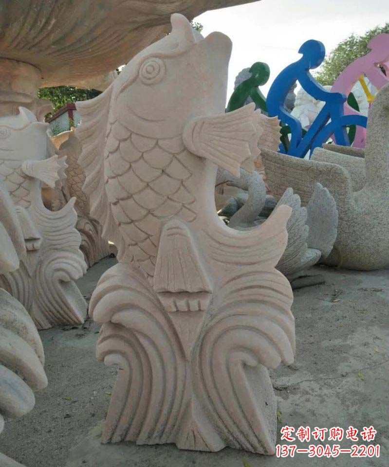 郴州大理石艺术装饰绚丽多彩的鲤鱼雕塑