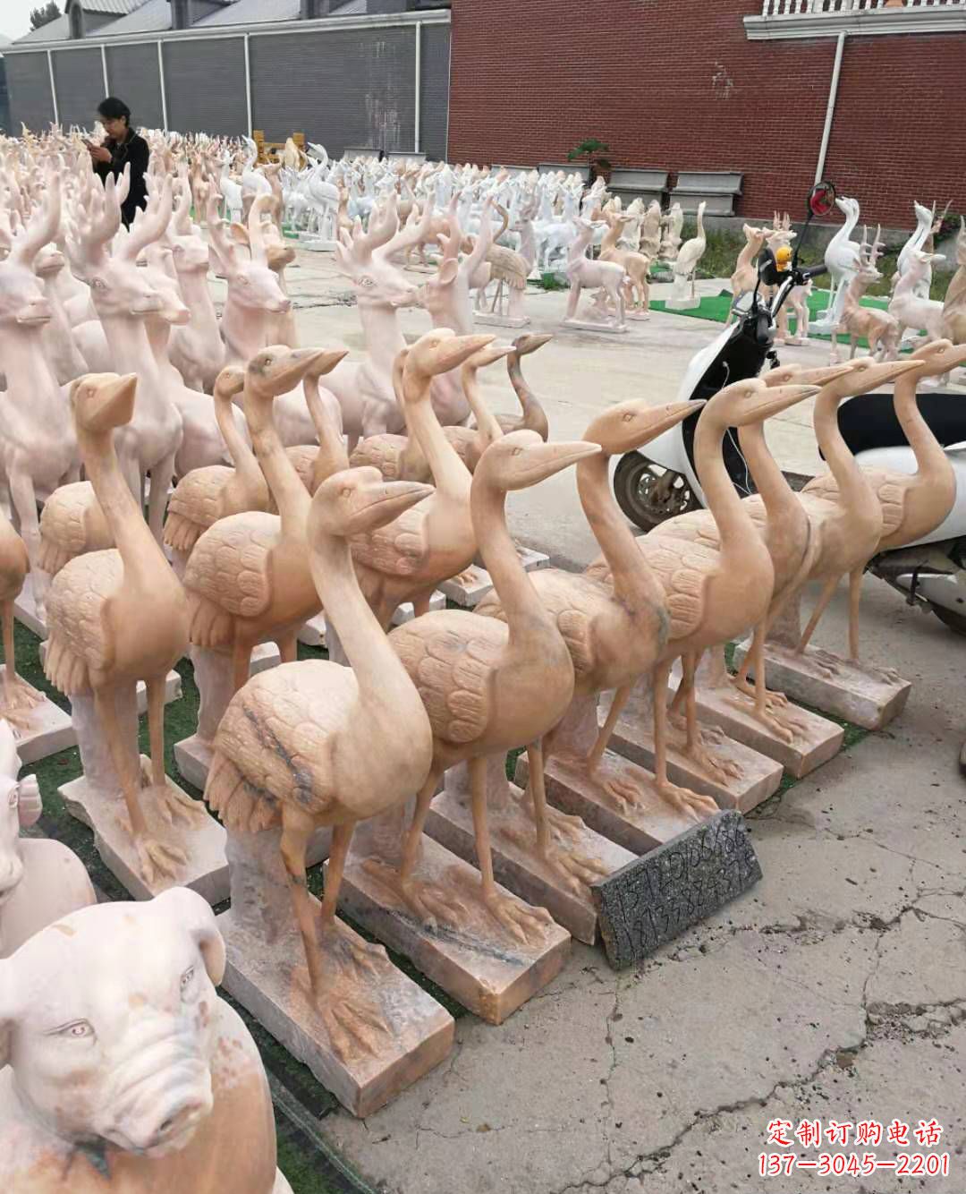 郴州丹顶鹤大理石雕塑