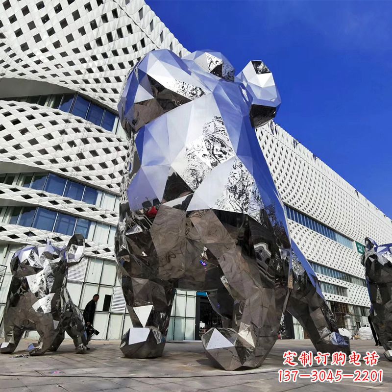 郴州优雅可爱的面部狗雕塑
