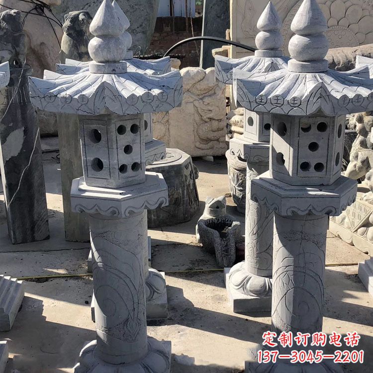 郴州中式仿古青石灯笼雕塑
