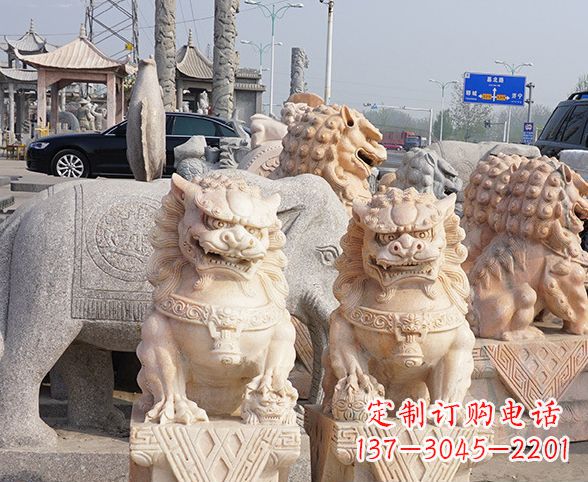 郴州公园动物晚霞红狮子石雕