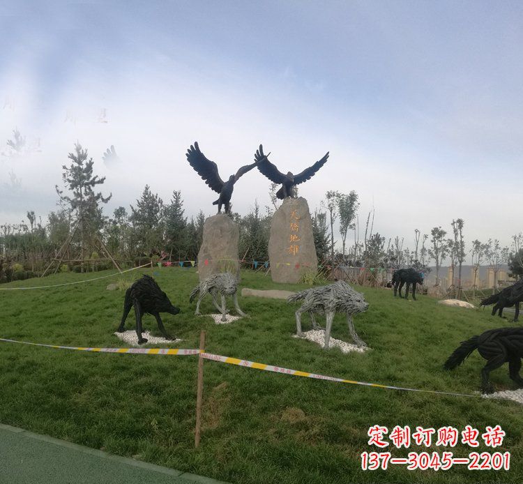 郴州公园铜雕豺狼老鹰动物雕塑