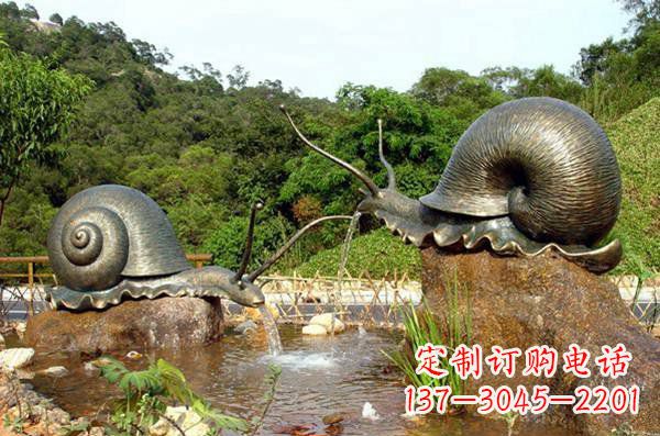 郴州公园蜗牛铜雕
