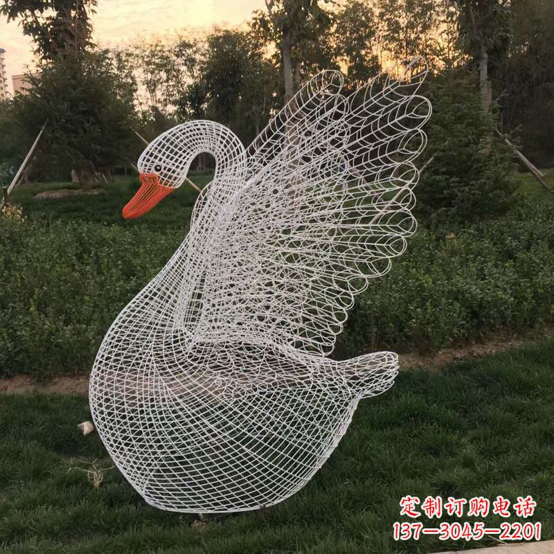 郴州秀美天鹅铁艺雕塑,点缀公园绿地