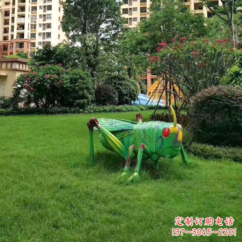 郴州公园园林草坪动物蝗虫雕塑摆件