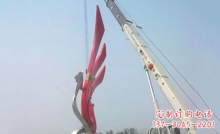 郴州独特而精致的不锈钢抽象凤凰雕塑
