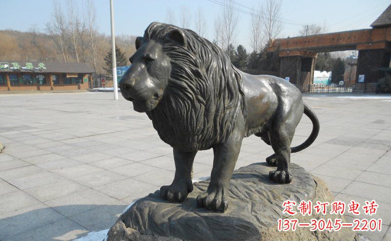 郴州中领雕塑推出一款精美的华丽非洲狮铜雕，将…