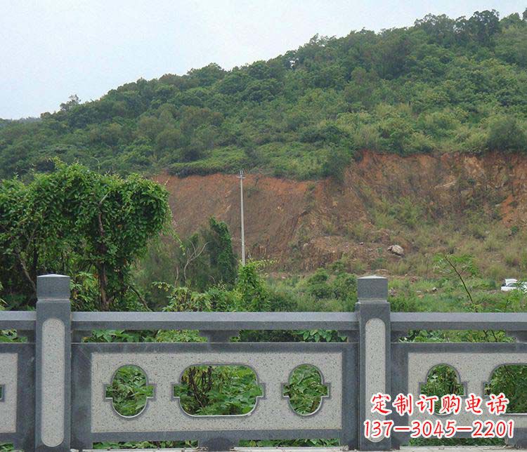 郴州景区仿古栏板石雕:展现华丽古典风格的雕塑艺术