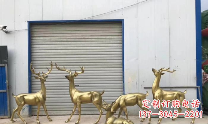 郴州高贵典雅的鹿群铜雕