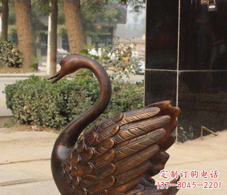 郴州铜雕水景天鹅动物雕塑
