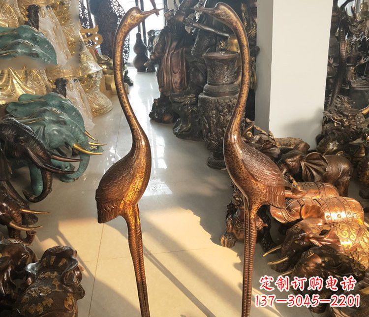 郴州铜雕仙鹤踩龟雕塑摆件