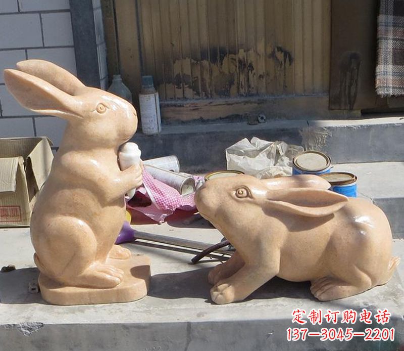 郴州兔子石雕公园动物摆件