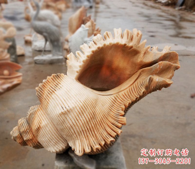郴州晚霞红海螺石雕广场景观雕塑
