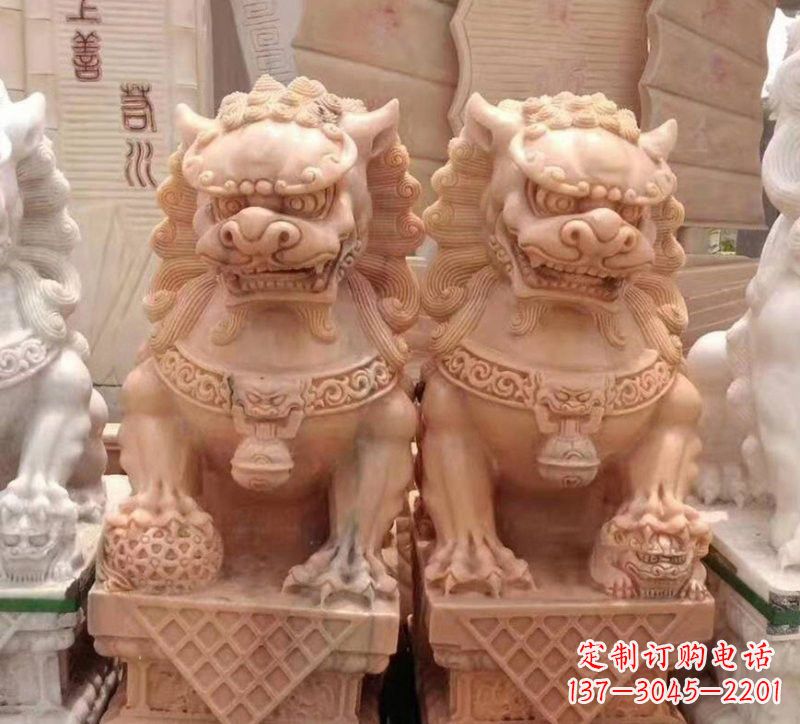 郴州晚霞红石雕狮子