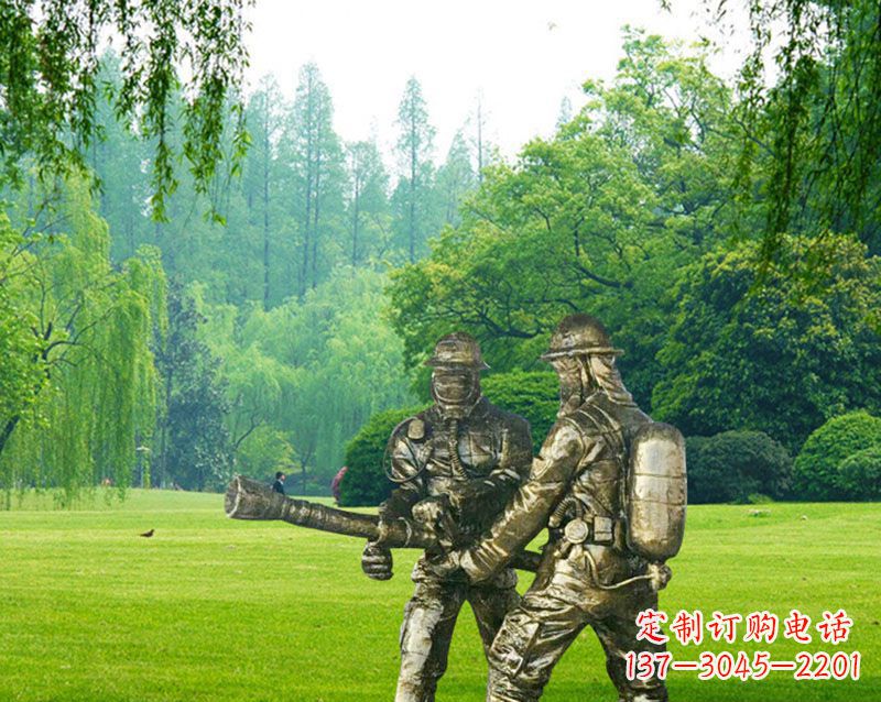 郴州消防员灭火铜雕