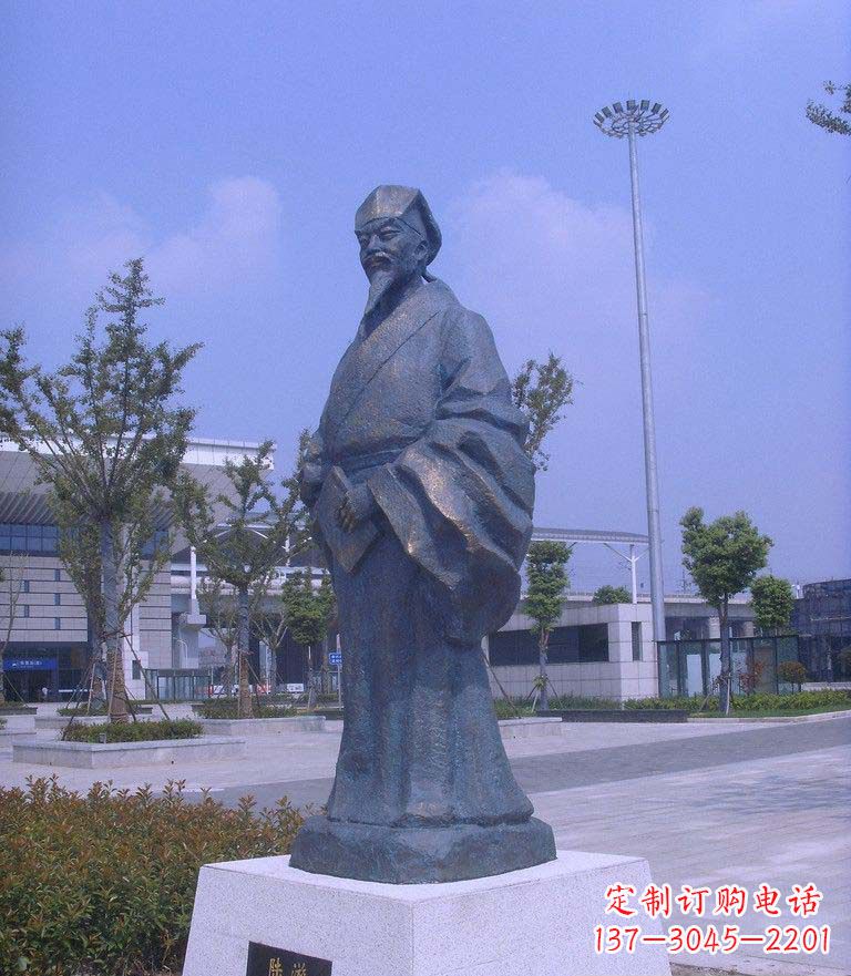 郴州校园陆游名人铜雕