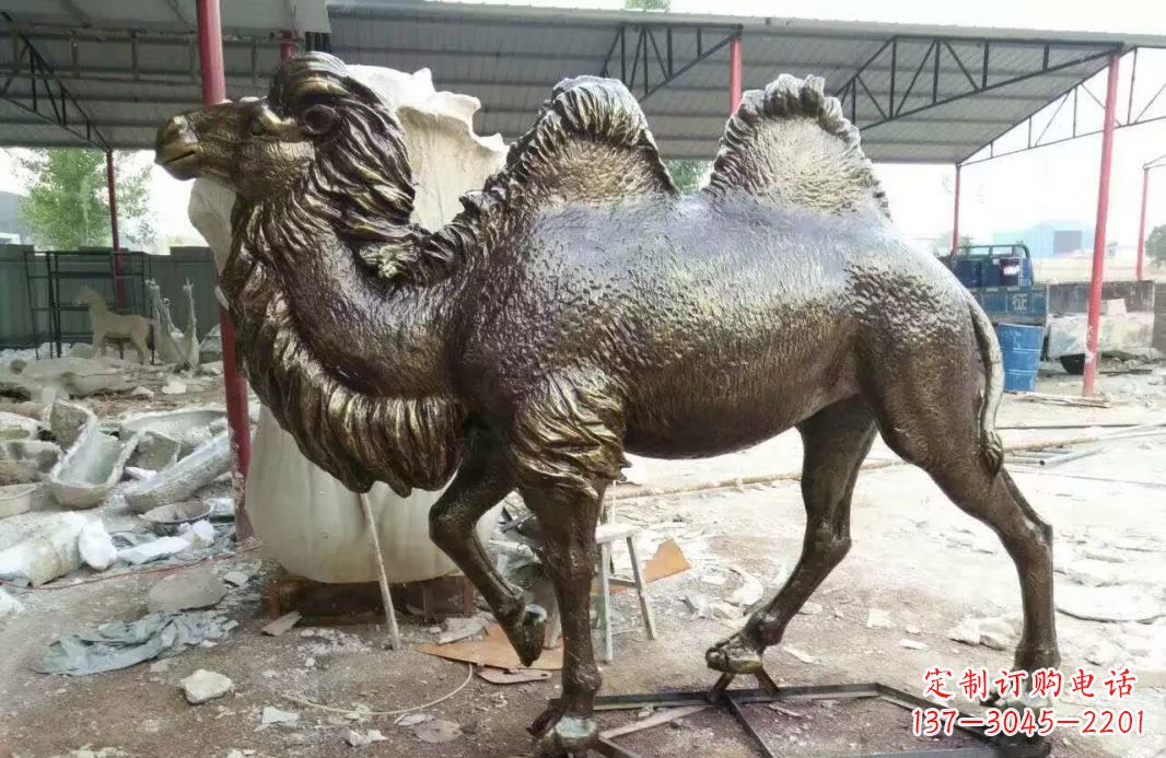 郴州铸铜骆驼雕塑 (2)