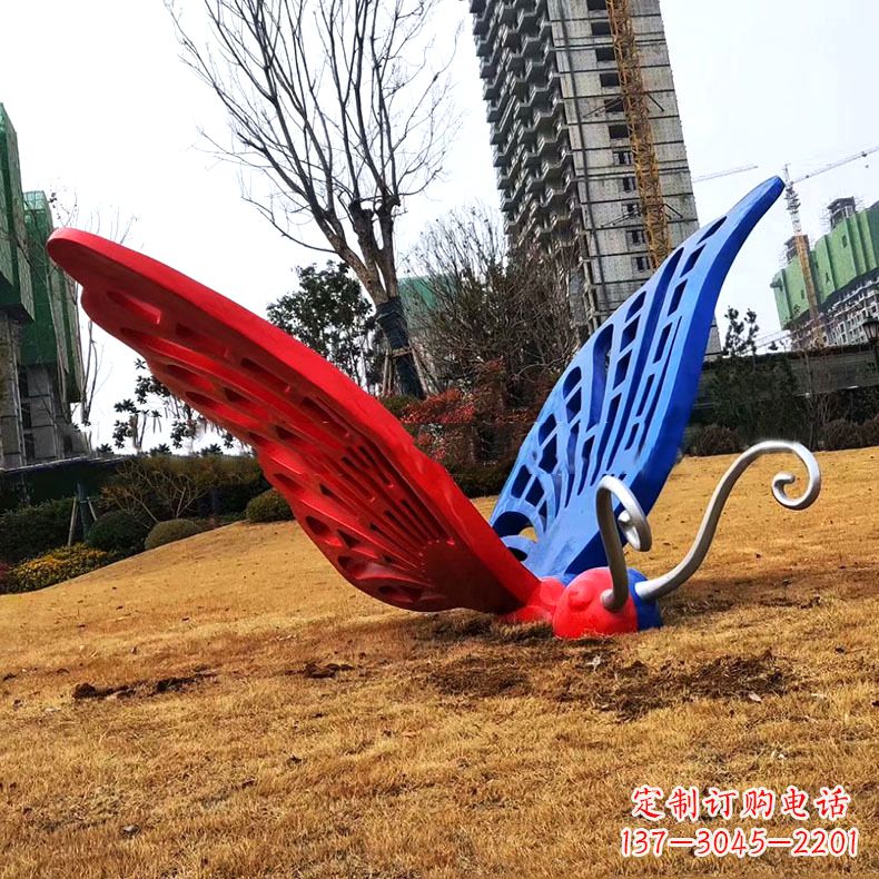 郴州蝴蝶雕塑-不锈钢彩绘门口蝴蝶雕塑